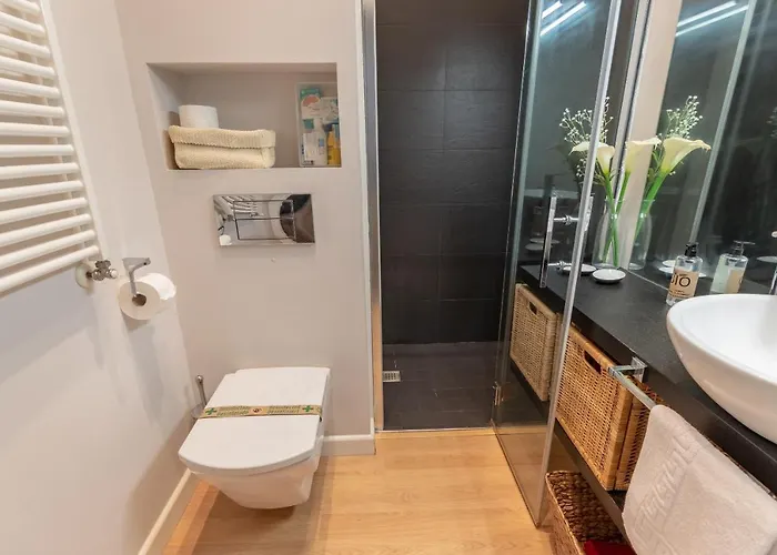 Arte Ii By Aston Apartment *